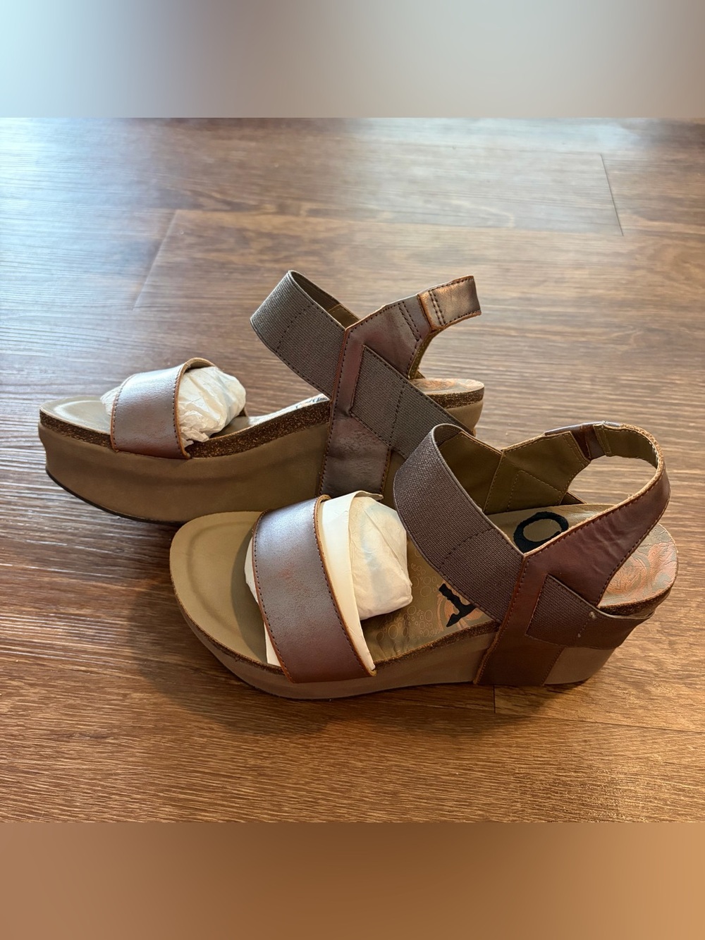 OTBT Brown and Tan Platform Wedge Sandals with Elastic Strapst
Size 8
